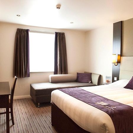Premier Inn Guildford North - A3 Exteriér fotografie