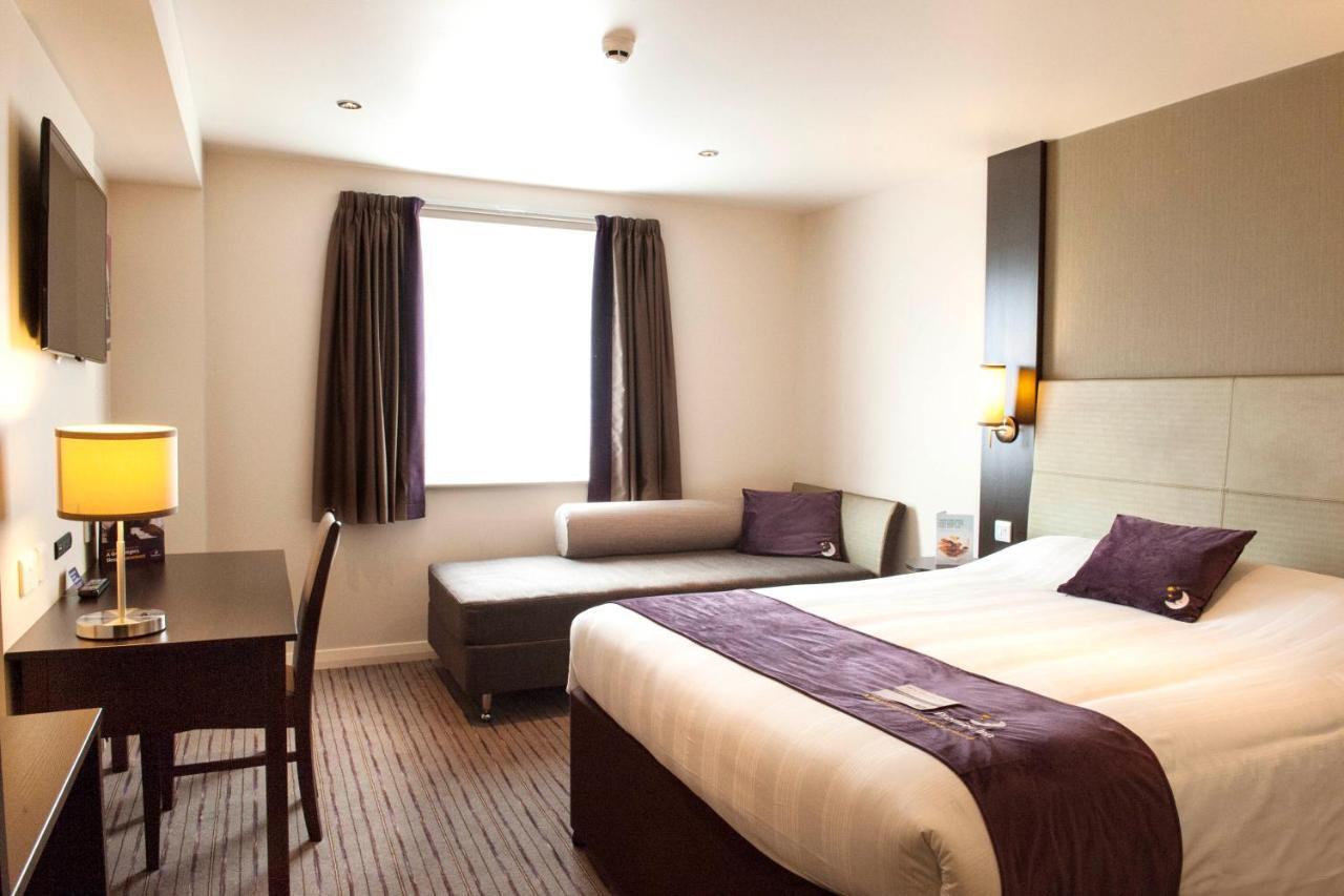 Premier Inn Guildford North - A3 Exteriér fotografie