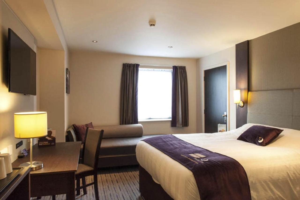 Premier Inn Guildford North - A3 Exteriér fotografie