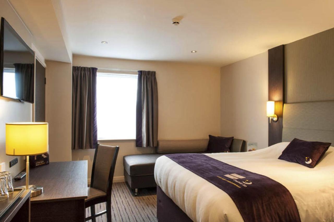 Premier Inn Guildford North - A3 Exteriér fotografie