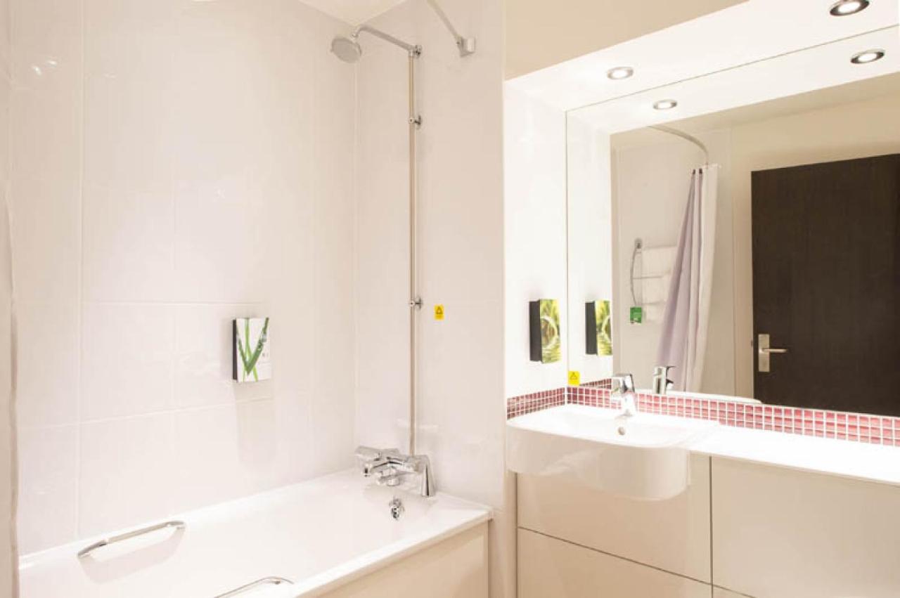 Premier Inn Guildford North - A3 Exteriér fotografie