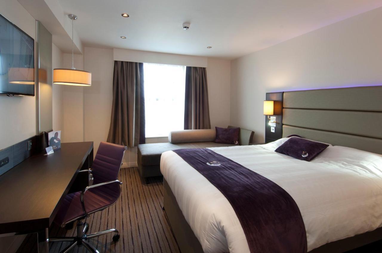 Premier Inn Guildford North - A3 Exteriér fotografie