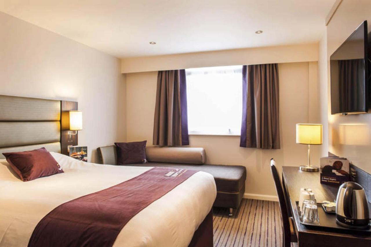 Premier Inn Guildford North - A3 Exteriér fotografie